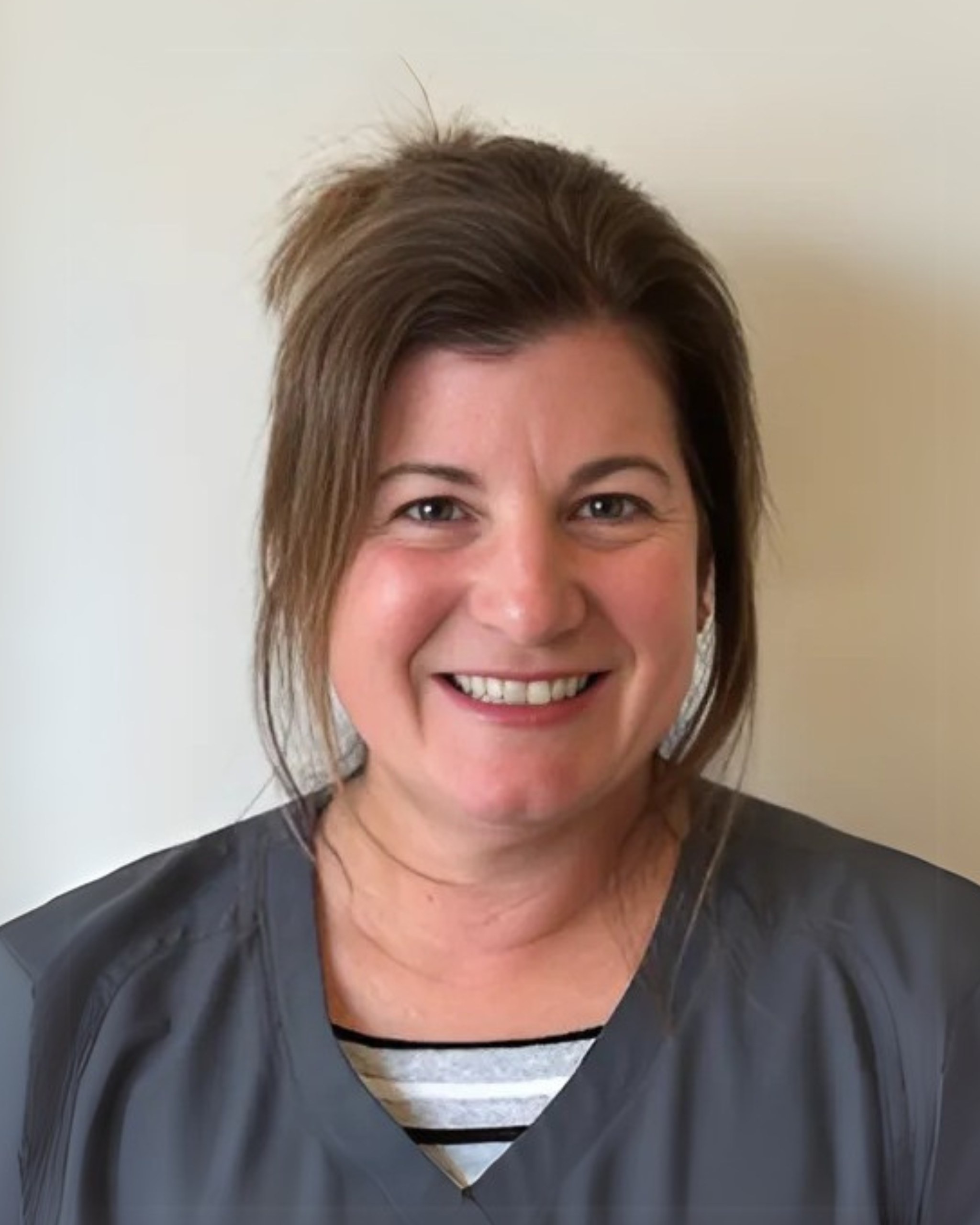 Dr Bassett headshot of Julie Bassett